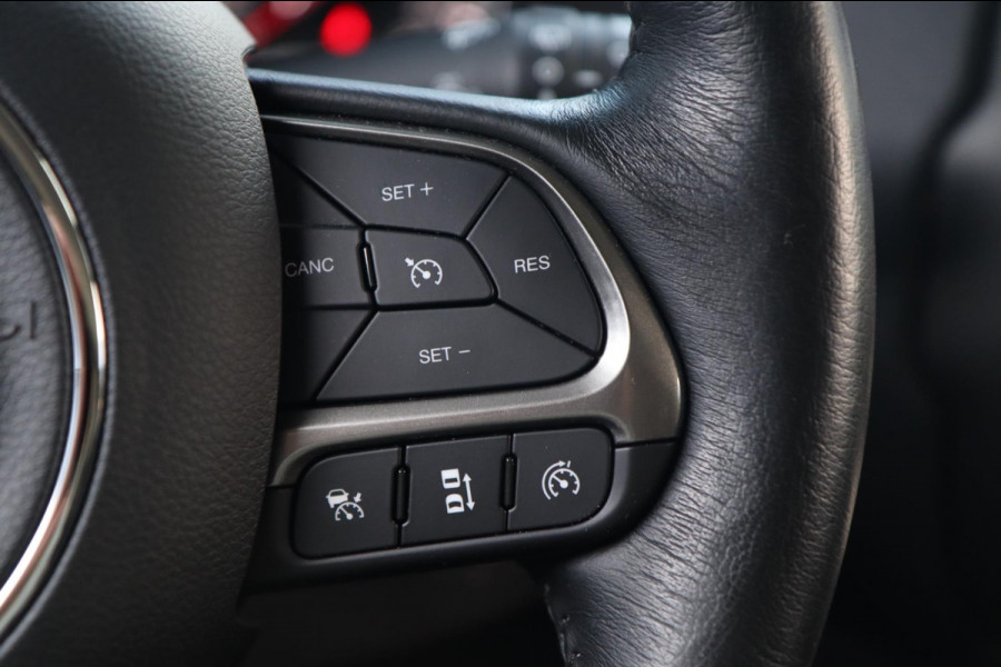 Jeep Renegade 1.3T Limited / LED / KEYLESS / CAMERA / CARPLAY / STUUR+STOELVERW