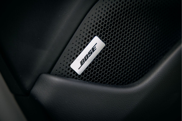 Porsche Taycan Performance 84 kWh | NL geleverd | Sport Chrono | Bose | Electric Sport Sound | Stoelverwarming |