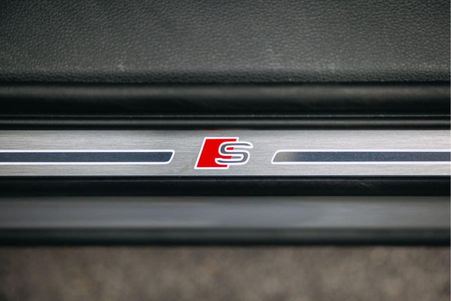 Audi Q7 55 TFSI quattro Pro Line S | Nardo | RS zetels | carbon inleg | Pano | B/O | Head-Up |