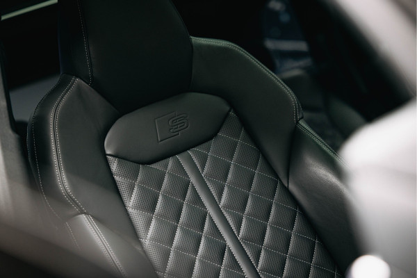 Audi Q7 55 TFSI quattro Pro Line S | Nardo | RS zetels | carbon inleg | Pano | B/O | Head-Up |