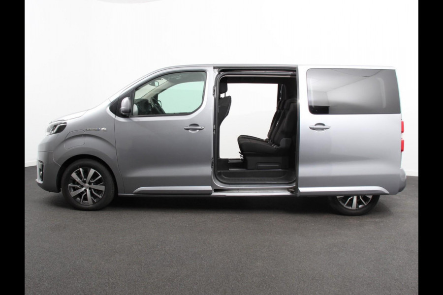 Toyota PROACE Electric Verso Luxury L2 8p PERSONENBUS | Navigatie | Apple Carplay/Android Auto | Climate Control | Lichtmetalen velgen | Cruise Control |