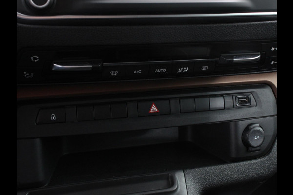 Toyota PROACE Electric Verso Luxury L2 8p PERSONENBUS | Navigatie | Apple Carplay/Android Auto | Climate Control | Lichtmetalen velgen | Cruise Control |