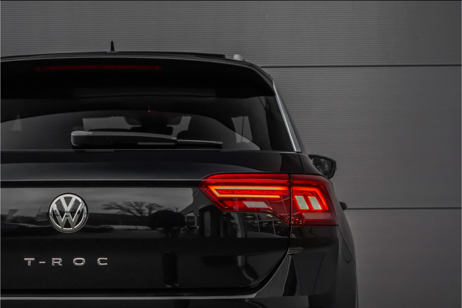 Volkswagen T-Roc 1.5 TSI Sport Navi ACC LED Trekhaak