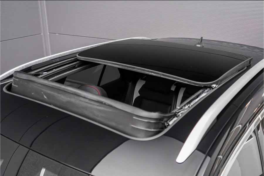 Volkswagen T-Roc 1.5 TSI Sport Navi ACC LED Trekhaak