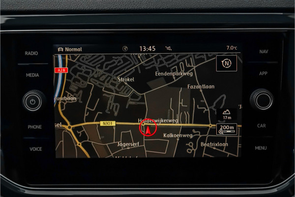 Volkswagen T-Roc 1.5 TSI Sport Navi ACC LED Trekhaak