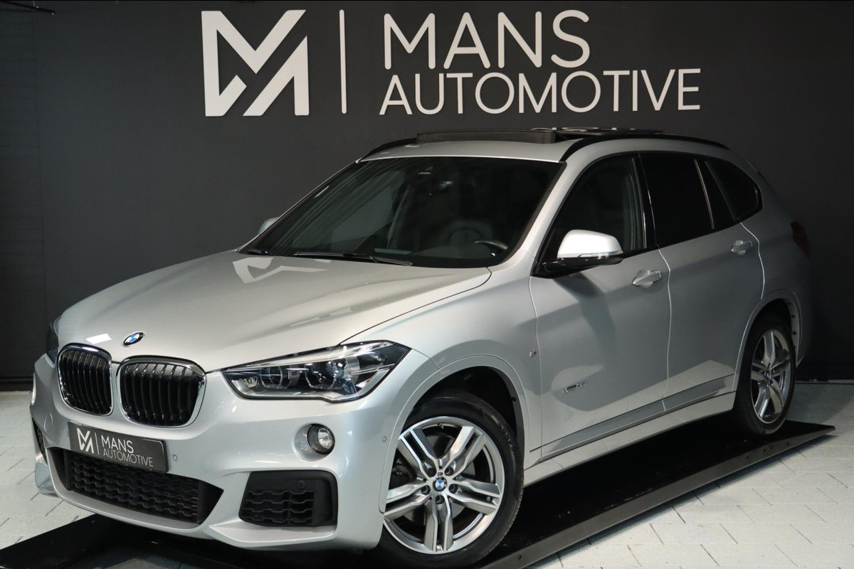 BMW X1 XDrive25i M Sport / PANODAK / HUD / KEYLESS / MEMORY / H&K / CAMERA