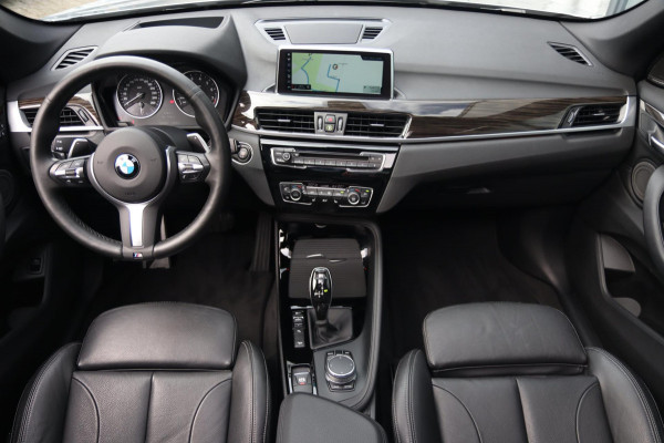 BMW X1 XDrive25i M Sport / PANODAK / HUD / KEYLESS / MEMORY / H&K / CAMERA
