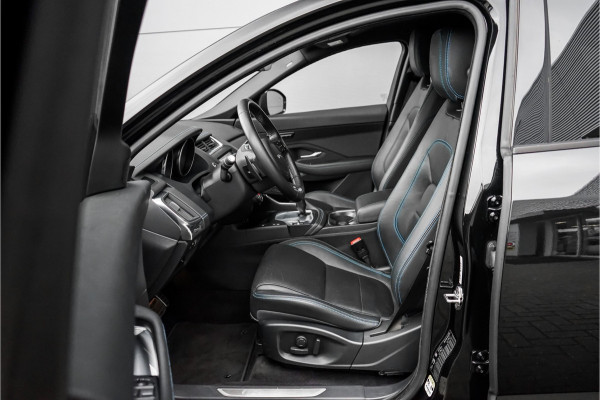 Jaguar E-Pace 2.0 P250 AWD HSE R-Dynamic CarPlay Trekhaak Camera 19"