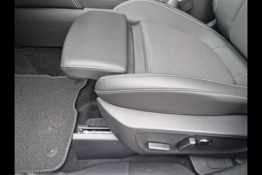 Ford Kuga 2.5 PHEV Sound Edition 243pk | Ford Voorraad | Panorama Dak | 20 inch Lichtmetaal | Winterpack | Matrix LED | Driver Assistance Pack