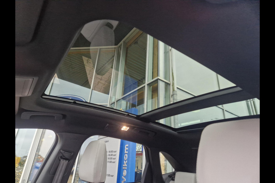 Ford Kuga 2.5 PHEV Sound Edition 243pk | Ford Voorraad | Panorama Dak | 20 inch Lichtmetaal | Winterpack | Matrix LED | Driver Assistance Pack