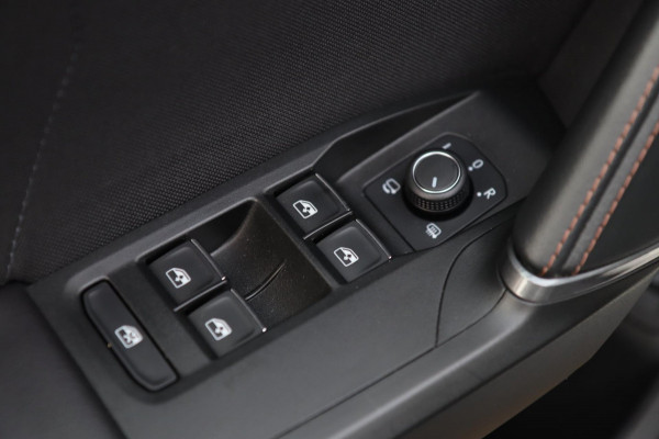 CUPRA Leon Sportstourer 1.4 e-Hybrid VZ Copper / PANODAK / KEYLESS / VOLLEDIG UITGEVOERD!