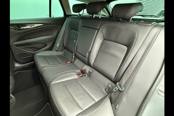 Opel Insignia Sports Tourer BWJ 10-2020 | 1.5T 165PK Business Executive | LEER | TREKHAAK | STOELVERW | NAVI | CLIMA | CARPLAY | PDC | PRIVACY GLASS |