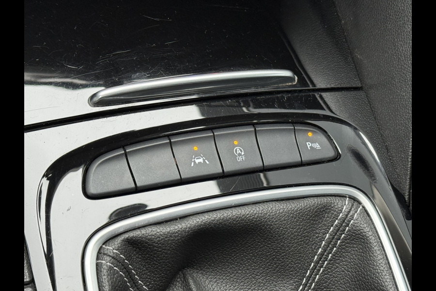 Opel Insignia Sports Tourer BWJ 10-2020 | 1.5T 165PK Business Executive | LEER | TREKHAAK | STOELVERW | NAVI | CLIMA | CARPLAY | PDC | PRIVACY GLASS |