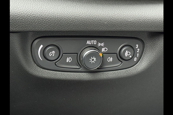 Opel Insignia Sports Tourer BWJ 10-2020 | 1.5T 165PK Business Executive | LEER | TREKHAAK | STOELVERW | NAVI | CLIMA | CARPLAY | PDC | PRIVACY GLASS |