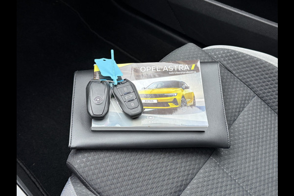 Opel Astra BWJ 2022 | 1.2 131PK Business Edition | CLIMA | NAVI | STOELVERW | PRIVACY GLASS | CAMERA A |