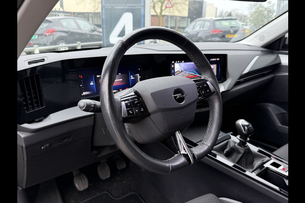 Opel Astra BWJ 2022 | 1.2 131PK Business Edition | CLIMA | NAVI | STOELVERW | PRIVACY GLASS | CAMERA A |
