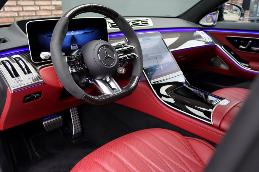 Mercedes-Benz S-Klasse AMG 63 S E Performance | 802pk | Carbon | Achterasbesturing | Distronic+ | Chauffeurspakket | Entertainment Achter | Stoelventilatie | Zonweringspakket | Vlakkenverwarming | Kuitmassage | Burmester High End 4D |