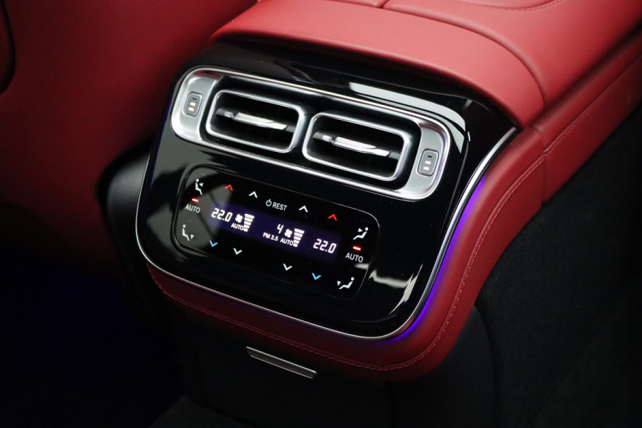 Mercedes-Benz S-Klasse AMG 63 S E Performance | 802pk | Carbon | Achterasbesturing | Distronic+ | Chauffeurspakket | Entertainment Achter | Stoelventilatie | Zonweringspakket | Vlakkenverwarming | Kuitmassage | Burmester High End 4D |