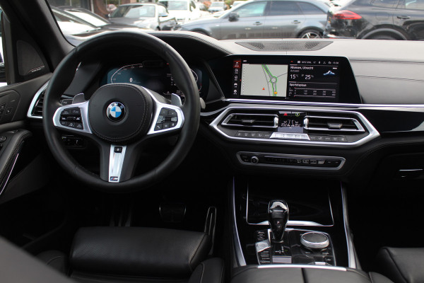 BMW X5 xDrive40i High Exe. M Sport / Panoramadak / 360Camera / Head-up / Achterasbesturing / Laser LED / Softclose / 22'' / Harman Kardon / Stoelventilatie / Stoelverwarming 4x / DAB / Dodehoek / ACC