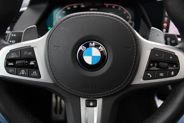 BMW X5 xDrive40i High Exe. M Sport / Panoramadak / 360Camera / Head-up / Achterasbesturing / Laser LED / Softclose / 22'' / Harman Kardon / Stoelventilatie / Stoelverwarming 4x / DAB / Dodehoek / ACC