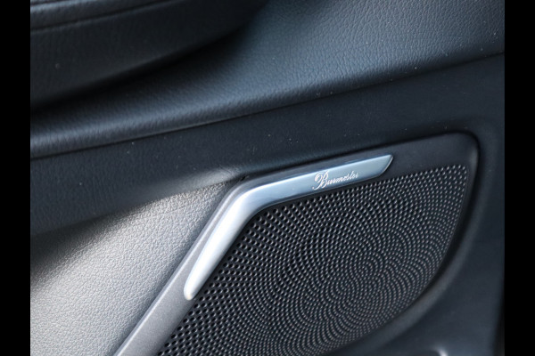 Mercedes-Benz V-Klasse 300d L3 4-MATIC Extra Lang DC 5 Pers - AMG - Trekhaak - ACC