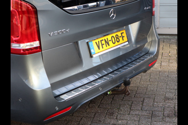 Mercedes-Benz V-Klasse 300d L3 4-MATIC Extra Lang DC 5 Pers - AMG - Trekhaak - ACC
