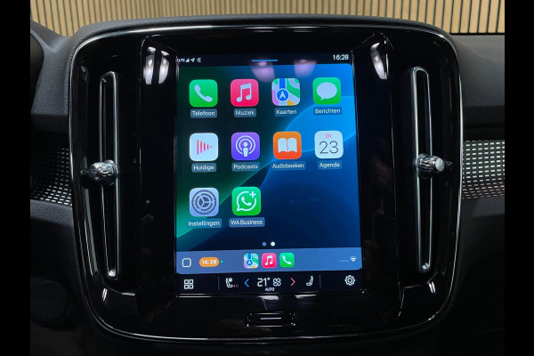 Volvo XC40 Recharge P8 AWD R-Design|91% SOH|TREKHAAK|MEMORY|1/2 LEDER|ELEK.INTR+A-KLEP|ACC|STOEL+STUURVERW|CAMERA|CARPLAY/ANDROID|