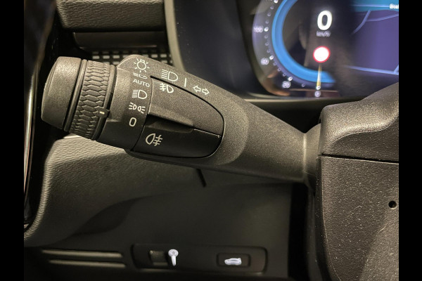 Volvo XC40 Recharge P8 AWD R-Design|91% SOH|TREKHAAK|MEMORY|1/2 LEDER|ELEK.INTR+A-KLEP|ACC|STOEL+STUURVERW|CAMERA|CARPLAY/ANDROID|