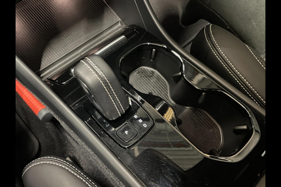 Volvo XC40 Recharge P8 AWD R-Design|91% SOH|TREKHAAK|MEMORY|1/2 LEDER|ELEK.INTR+A-KLEP|ACC|STOEL+STUURVERW|CAMERA|CARPLAY/ANDROID|