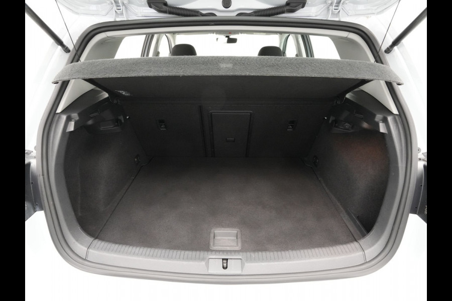 Volkswagen e-Golf e-Golf 136pk Navigatie Acc Pdc Led Carplay 34