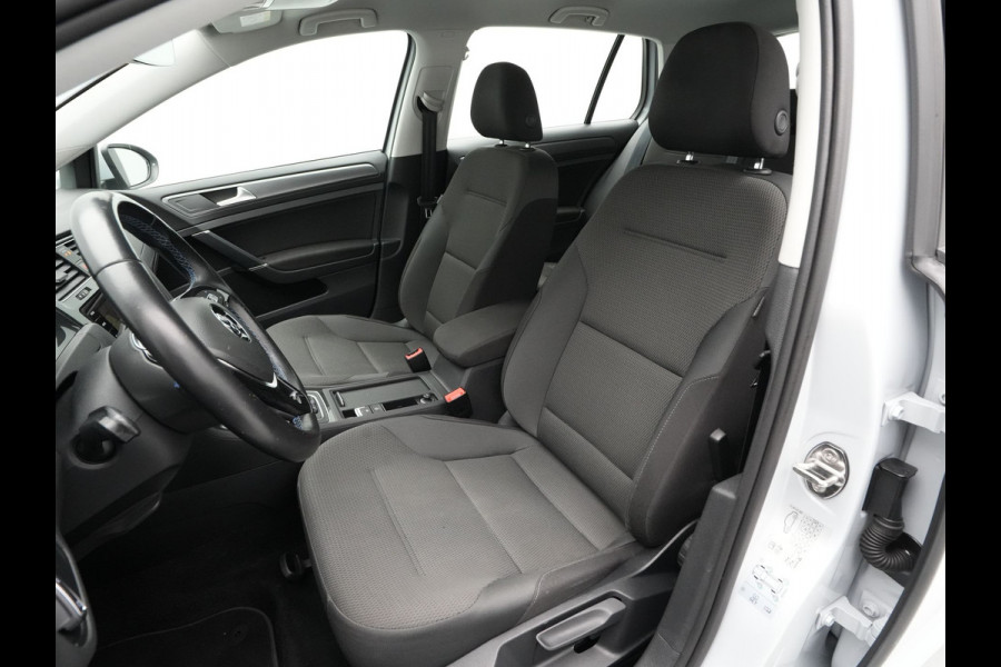 Volkswagen e-Golf e-Golf 136pk Navigatie Acc Pdc Led Carplay 34