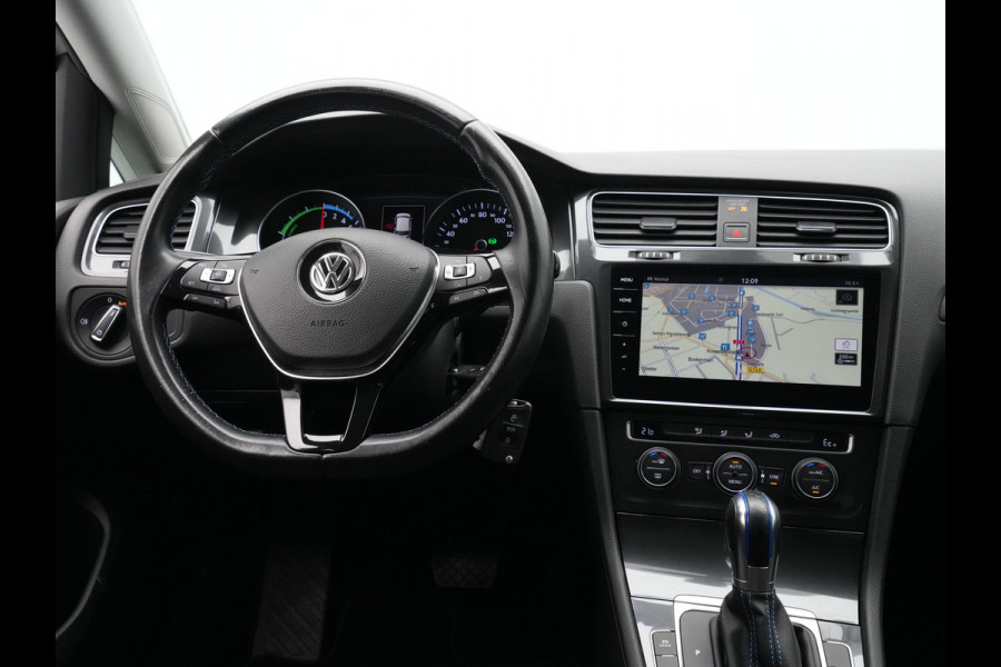 Volkswagen e-Golf e-Golf 136pk Navigatie Acc Pdc Led Carplay 34