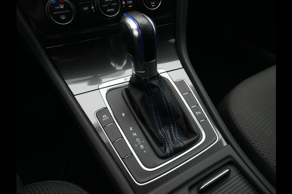 Volkswagen e-Golf e-Golf 136pk Navigatie Acc Pdc Led Carplay 34