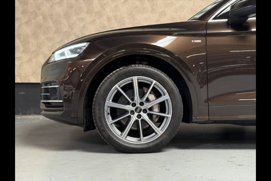 Audi Q5 55 TFSI e quattro Competition | 367 PK | Pano | Leer | Keyless | ACC | Stoelverwarming
