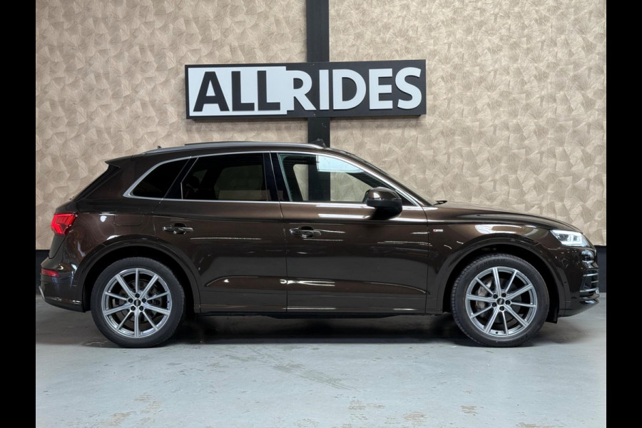 Audi Q5 55 TFSI e quattro Competition | 367 PK | Pano | Leer | Keyless | ACC | Stoelverwarming