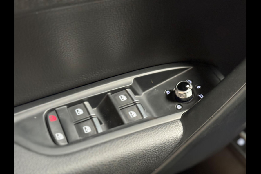 Audi Q5 55 TFSI e quattro Competition | 367 PK | Pano | Leer | Keyless | ACC | Stoelverwarming