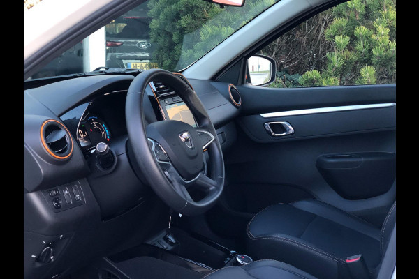 Dacia Spring Comfort Plus (Orange Pack) 27 kWh | Navi, Leder, Airco, Carplay/Android, Cruise, Camera| Dealeronderhouden |