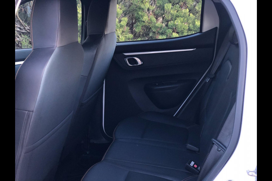 Dacia Spring Comfort Plus (Orange Pack) 27 kWh | Navi, Leder, Airco, Carplay/Android, Cruise, Camera| Dealeronderhouden |