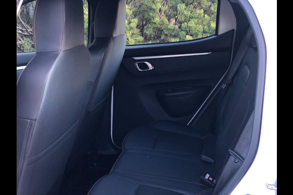 Dacia Spring Comfort Plus (Orange Pack) 27 kWh | Navi, Leder, Airco, Carplay/Android, Cruise, Camera| Dealeronderhouden |