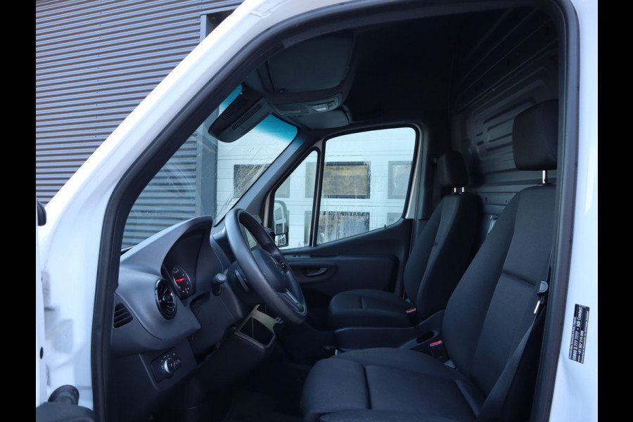 Mercedes-Benz Sprinter 315 CDI Automaat RWD - Euro 6 L2H2 - MBUX - Clima - Camera