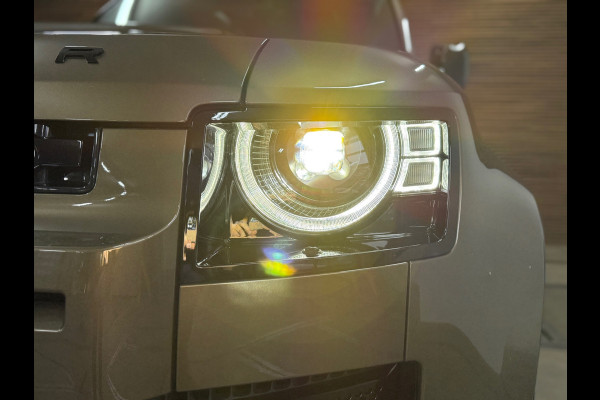 Land Rover Defender 110 2.0 D240 110 SE | Pano | Leer | Trekhaak | Memory | 360° Camera | Meridian | Luchtvering