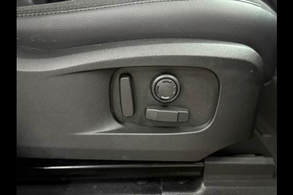 Land Rover Defender 110 2.0 D240 110 SE | Pano | Leer | Trekhaak | Memory | 360° Camera | Meridian | Luchtvering