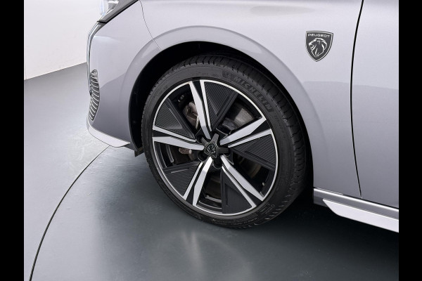 Peugeot 308 1.6 Plug-in Hybrid 225 GT PHEV |FOCAL AUDIO | ELEK. ACHTERKLEP| ADAP. CRUISE| 360 CAMERA| DODE HOEK SENSOR| SUPER COMPLEET!