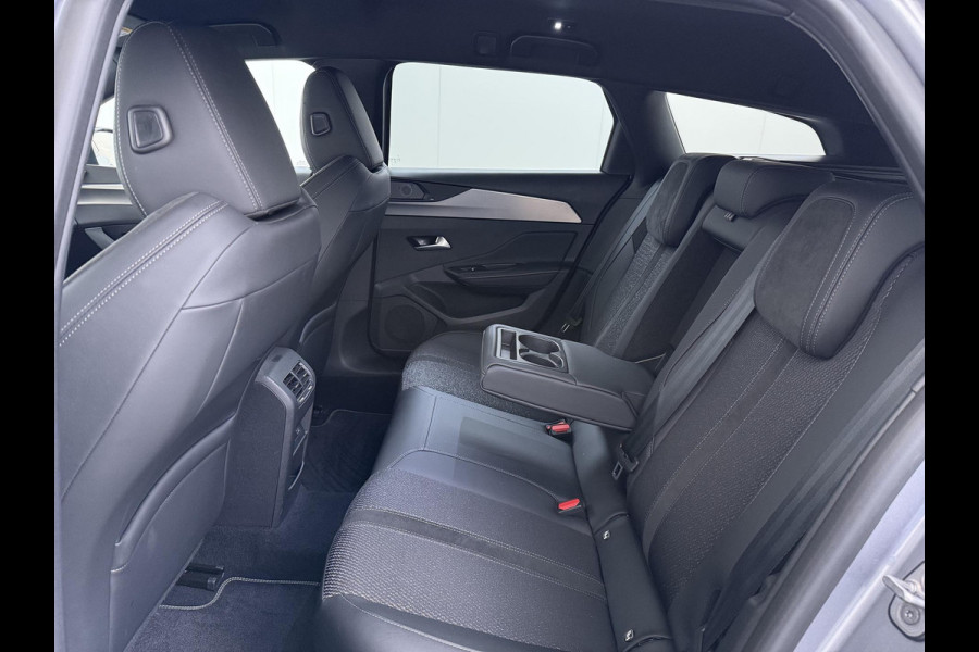 Peugeot 308 1.6 Plug-in Hybrid 225 GT PHEV |FOCAL AUDIO | ELEK. ACHTERKLEP| ADAP. CRUISE| 360 CAMERA| DODE HOEK SENSOR| SUPER COMPLEET!