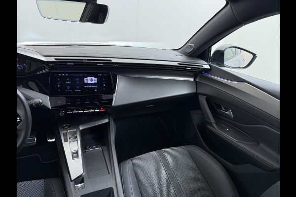 Peugeot 308 1.6 Plug-in Hybrid 225 GT PHEV |FOCAL AUDIO | ELEK. ACHTERKLEP| ADAP. CRUISE| 360 CAMERA| DODE HOEK SENSOR| SUPER COMPLEET!