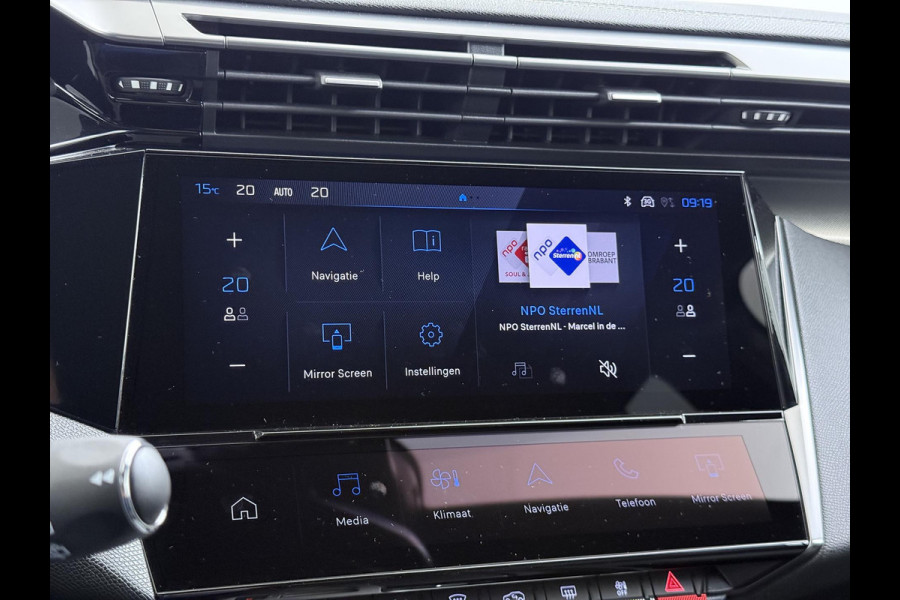 Peugeot 308 1.6 Plug-in Hybrid 225 GT PHEV |FOCAL AUDIO | ELEK. ACHTERKLEP| ADAP. CRUISE| 360 CAMERA| DODE HOEK SENSOR| SUPER COMPLEET!