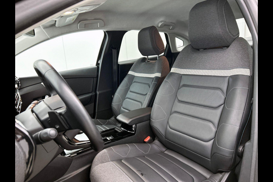 Citroën C4 X 1.2 Puretech Feel Pack CAMERA | HEAD-UP | PRIVACY-GLASS | FULL LED