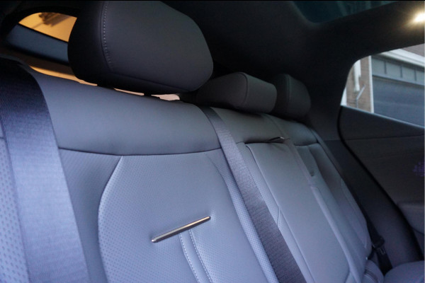 Volvo EX30 ZEEKR X AWD Privilege | 429pk | 0-100 3.8sec | Full Options | Panoramadak | Head Up Display | Sfeerverlichting | Leer | Electr stoelen + memory + massage + koeling + verwarming