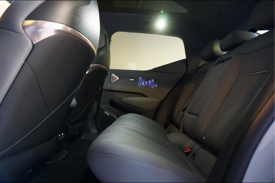 Volvo EX30 ZEEKR X AWD Privilege | 429pk | 0-100 3.8sec | Full Options | Panoramadak | Head Up Display | Sfeerverlichting | Leer | Electr stoelen + memory + massage + koeling + verwarming