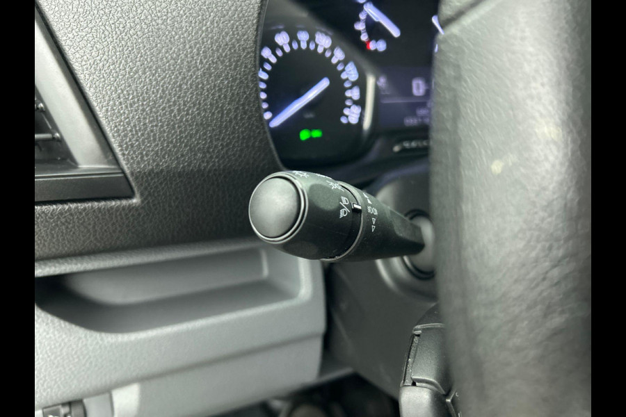 Opel Vivaro 2.0 145 pk L3H1 Edition Automaat Navigatie Cruise control Camera Airco Trekhaak